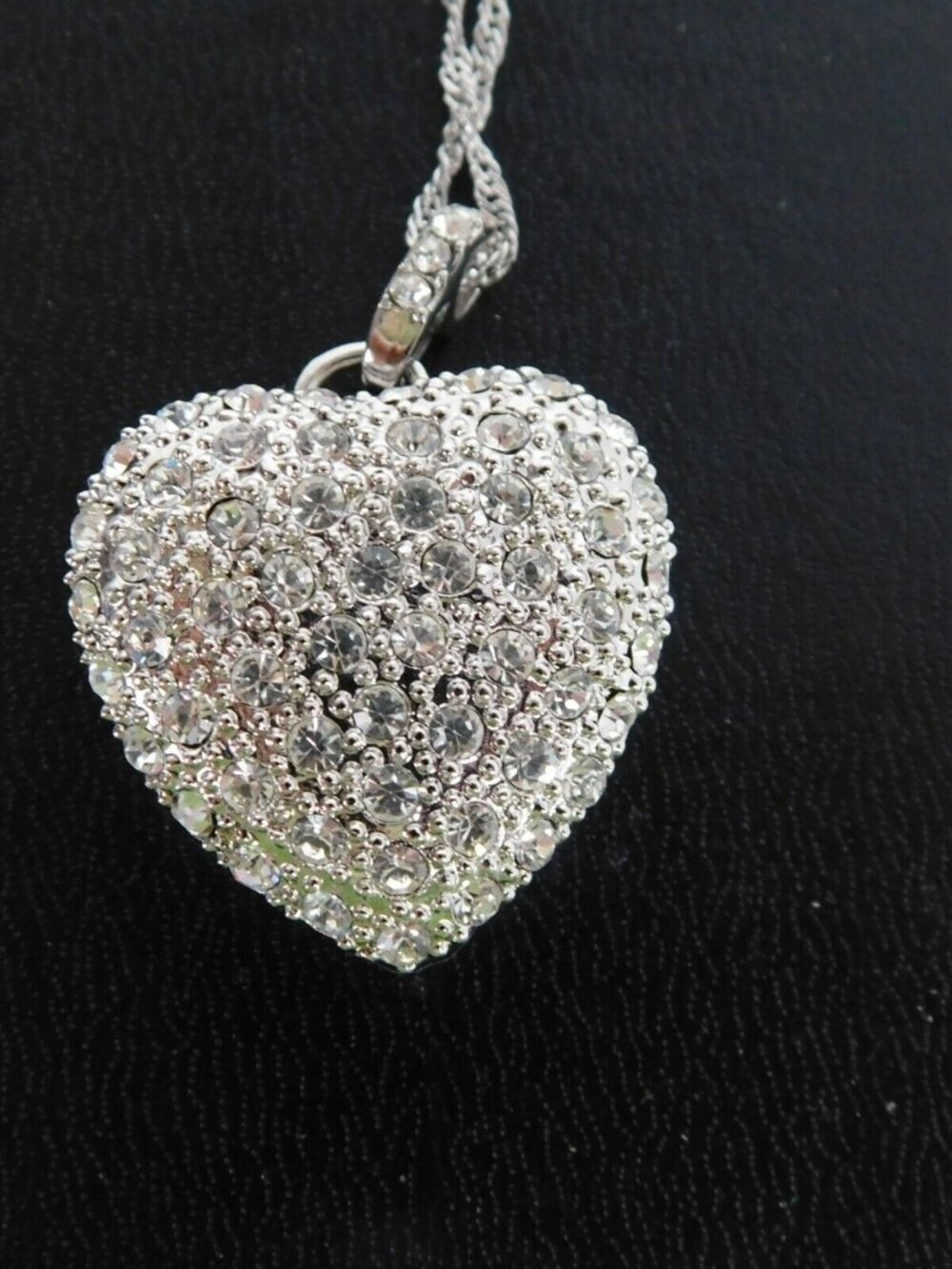 Rhinestone Heart Locket Necklace Earring Set Silver Tone Jesus Lives in My Heart - Picture 3 of 9